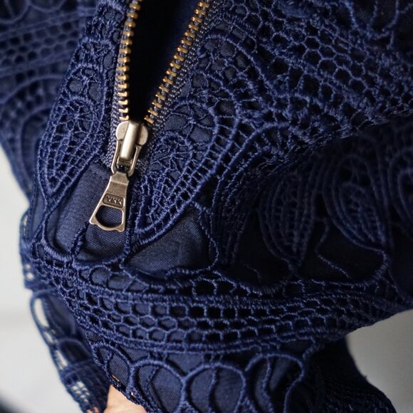 Bardot Mariana Lace Midi Dress Size US4/XS Navy - Picture 12 of 15